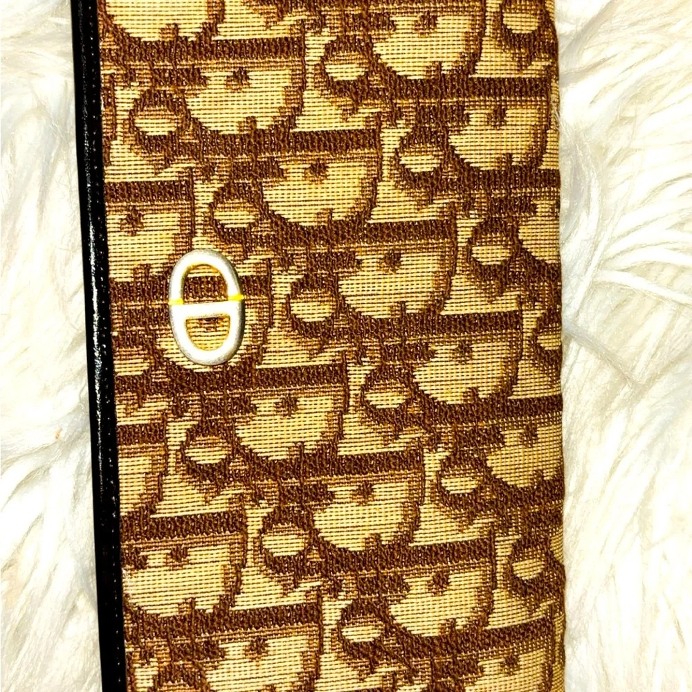 Authentic Dior Snap Wallet.
